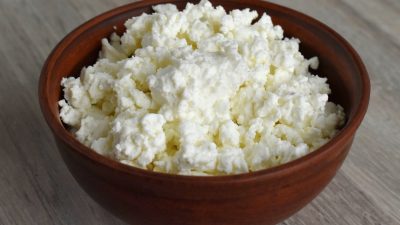 Домашний творог из молока и кефира