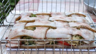 Картошка с салом, грибами и зеленью на мангале на углях