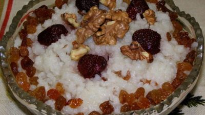 Кутья с черносливом и медом