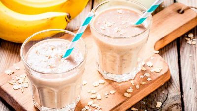 Овсяное молоко из смеси хлопьев