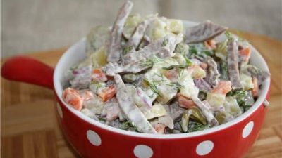 Салат из свиного сердца с огурцом и болгарским перцем