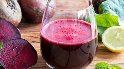 Свекольный квас на хлебной корочке для холодного супа