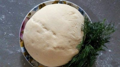 Тесто для пиццы с маргарином на воде
