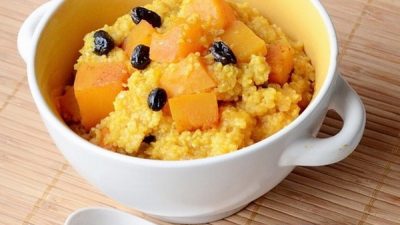 Молочная кукурузная каша с тыквой на завтрак