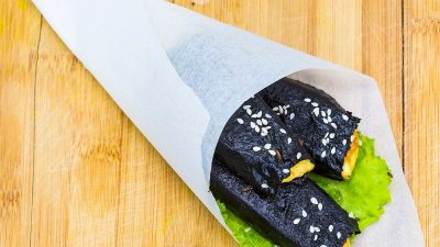 Адыгейские сырные палочки в водорослях