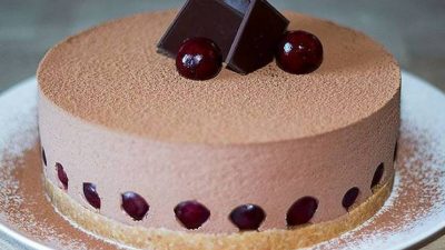 Вишневый торт с кремом из маскарпоне без выпечки