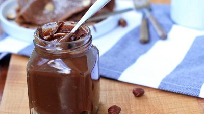 Ореховая нутелла с какао-порошком