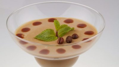 Кофейная панакота с горьким шоколадом