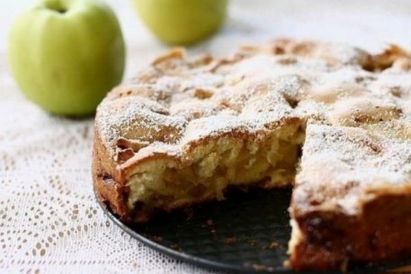 Яблочный пирог на кислом молоке - Пирог с яблоками от ЕДА