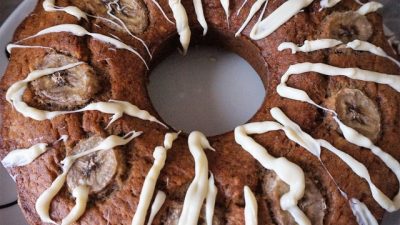 Банановый кекс с грецкими орехами в духовке