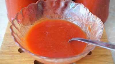 Домашний кетчуп с молотой корицей