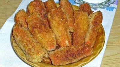 Крабовые палочки с шампиньонами в панировке