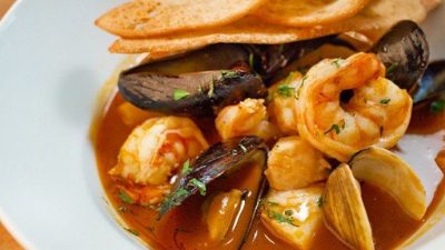 Буйабес с осьминогами и апельсинами