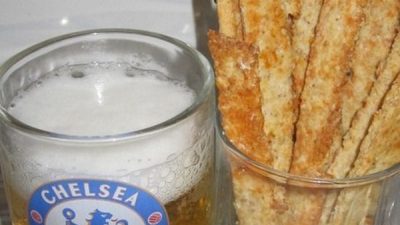 Простые овсяные палочки с сыром