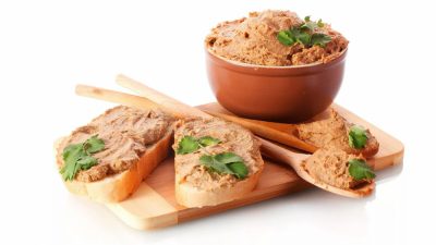 Паштет из свиной печени с чесноком в мультиварке
