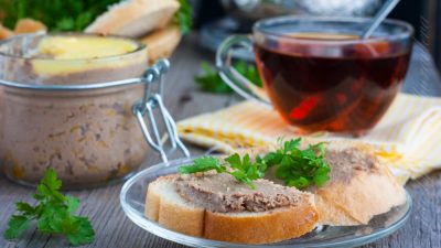 Диетический паштет из говяжьей печени без чеснока