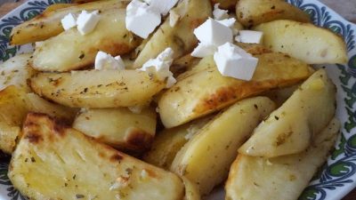 Картошка с лимонным соком и орегано