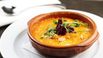 Кукурузная каша с тыквой и тростниковым сахаром