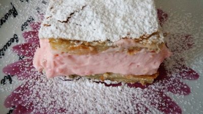 Сливочное пирожное с пудингом