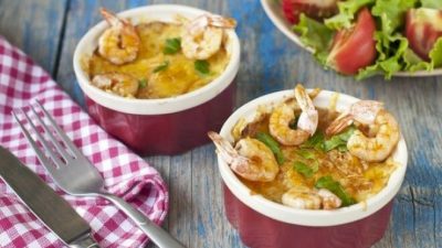 Жульен с мидиями и креветками в мультиварке