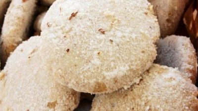 Испанское печенье с грецкими орехами