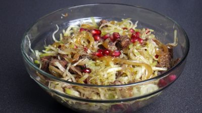 Салат с курицей и редькой по-узбекски