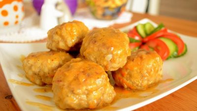 Мясные тефтели со сливочной подливой