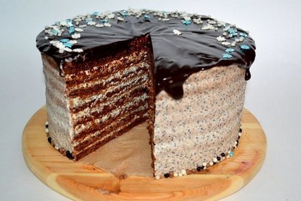 Шоколадный торт «Мой Спартак» со сметанным кремом