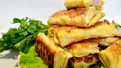 Ветчина с сыром в конвертиках из лаваша
