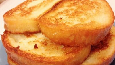 Несладкие яично-молочные гренки