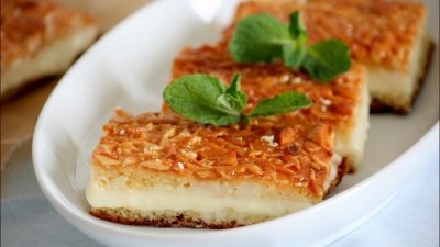 Пирожное «Укус пчелы» с миндалем