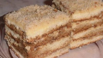 Ореховое пирожное с кремом из вареной сгущенки