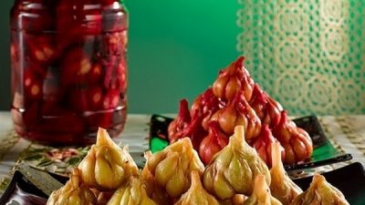 Маринованный чеснок целыми головками по-домашнему