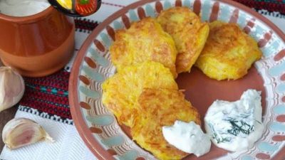 Картофельно-тыквенные драники с мускатным орехом