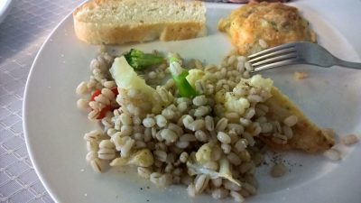 Перлотто со шпинатом и орехами