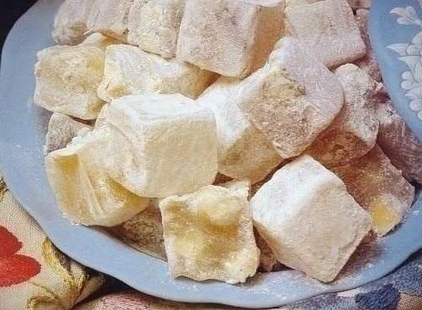Домашний Рахат Лукум с орехами в сахарной пудре