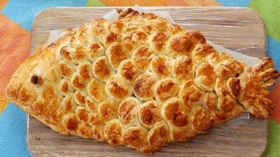 Запеченная рыба с пряностями в тесте