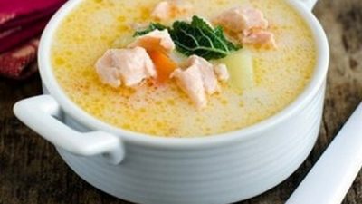 Рыбный суп с плавленым сыром и картофелем