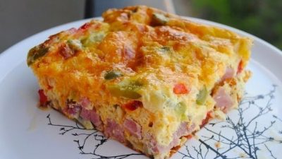 Омлет с ветчиной и болгарским перцем в духовке