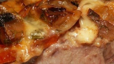 Мясо по-московски с шампиньонами