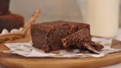 Брауни из темного шоколада и масла