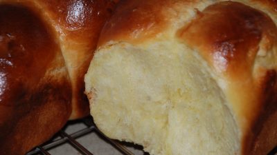 Булочки бриошь на молоке в мультиварке