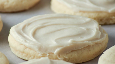 Сахарное печенье с миндалем в глазури