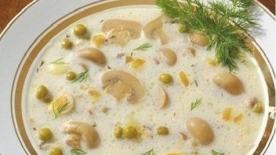 Сырный супчик с грибами и горошком