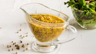 Горчичный соус с медом для салатов