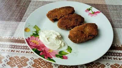 Гречневые котлеты с грибной икрой