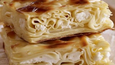 Ачма с сыром сулугуни и сметаной