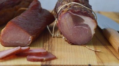 Свиная вырезка с перцем холодного копчения