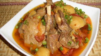 Утка с гарниром в мультиварке