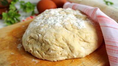 Тесто на кефире и масле для курника
